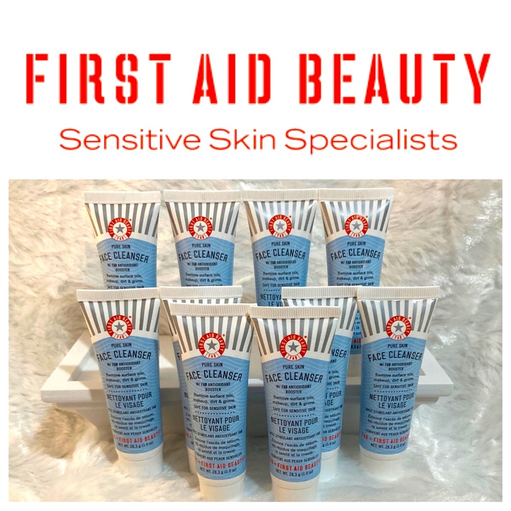 10 First Aid Beauty Pure Skin Face Cleanser 1oz